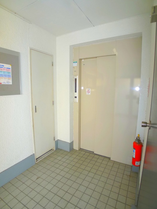 Other common areas. Elevator