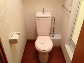 Toilet. bus ・ Toilet another separate type