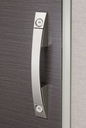 Security.  [Double Rock] Order to enhance crime prevention, Entrance door has a double lock specification that can be locked in the up and down two places. Because it takes also time trying to unlock illegally, It has been with the attempted rate of crime increases.