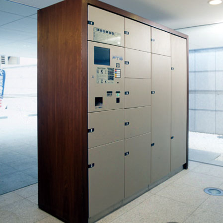 Other.  [Delivery Box (with arrival display function)] The luggage that arrived at the time of going out, To operate the box in a non-touch keys, Others can be received at any time 24 hours, Shipping and cleaning request of home delivery products can be done. Also, Home delivery products shipping fee ・ You can also settle the cleaning fee with a credit card. You can see by the arrival display that you have arrived luggage in dwelling units within the intercom base unit.