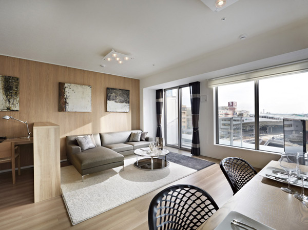 Room and equipment. Living to enjoy the open feeling of the view ・ dining. (Shooting a model room Jtr type in September 2013)