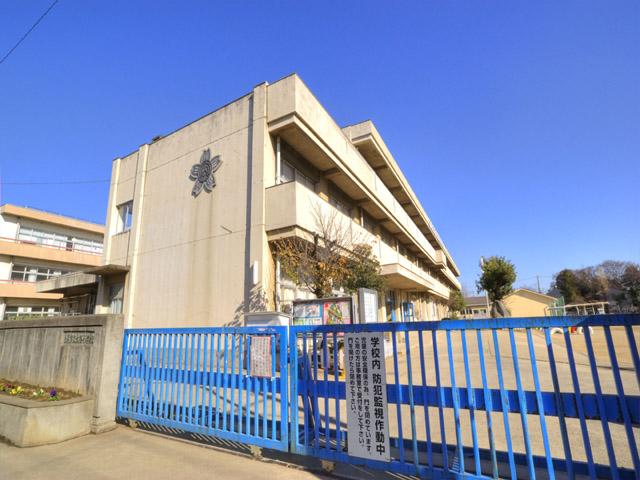 Primary school. 500m to Otani elementary school