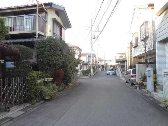 Local photos, including front road. Frontal road