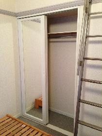 Receipt. Closet with shelves