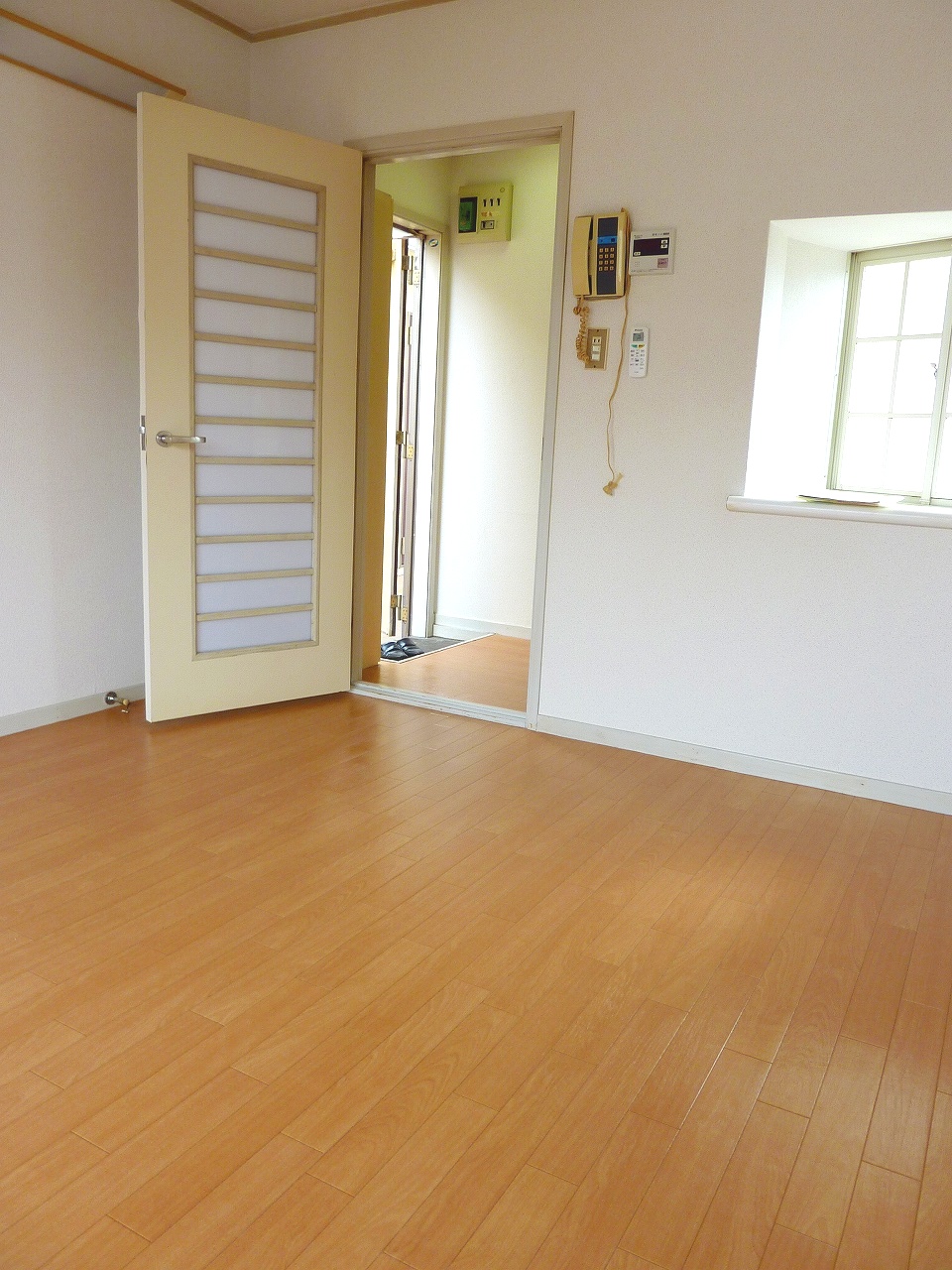 Living and room. Per day is a good Western-style