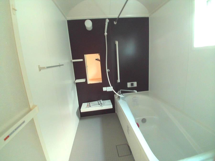 Bathroom. Was building completed. Such as the actual image from per yang, We have to wait all the time so you can see directly. 