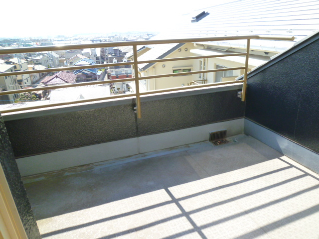 Balcony. Balcony is like a roof there is also depth!