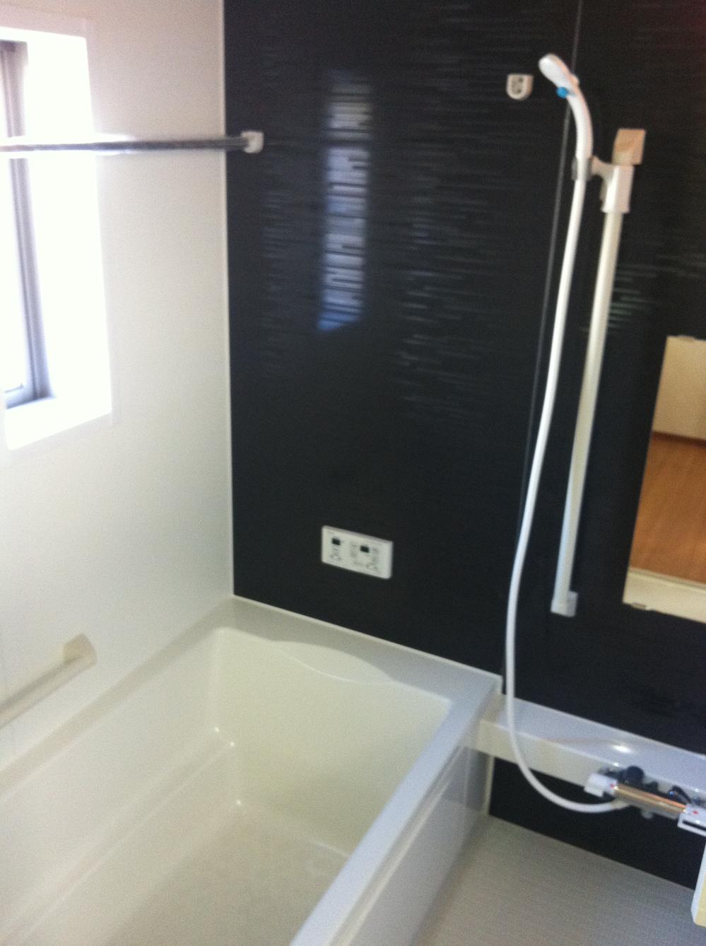 Bathroom. Indoor (11 May 2013) Shooting