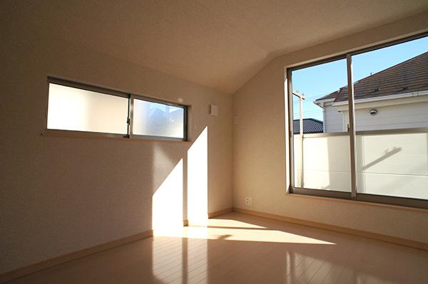 Non-living room. Indoor (12 May 2013) Shooting Building 2