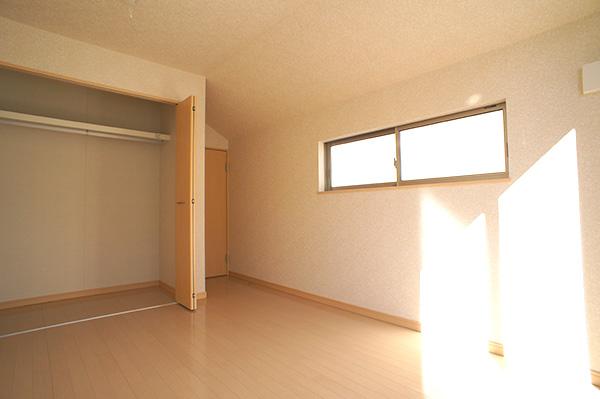 Non-living room. Indoor (12 May 2013) Shooting Building 2