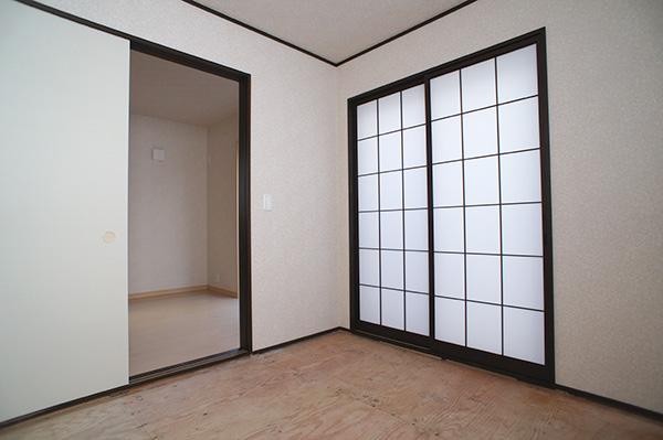 Non-living room. Indoor (12 May 2013) Shooting Building 2