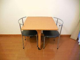 Living and room. Foldable table comes with with.