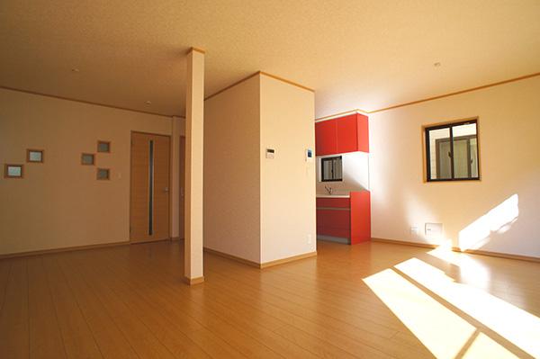 Living. Conversation of your family is lively, Open-minded LDK Indoor (11 May 2012) shooting