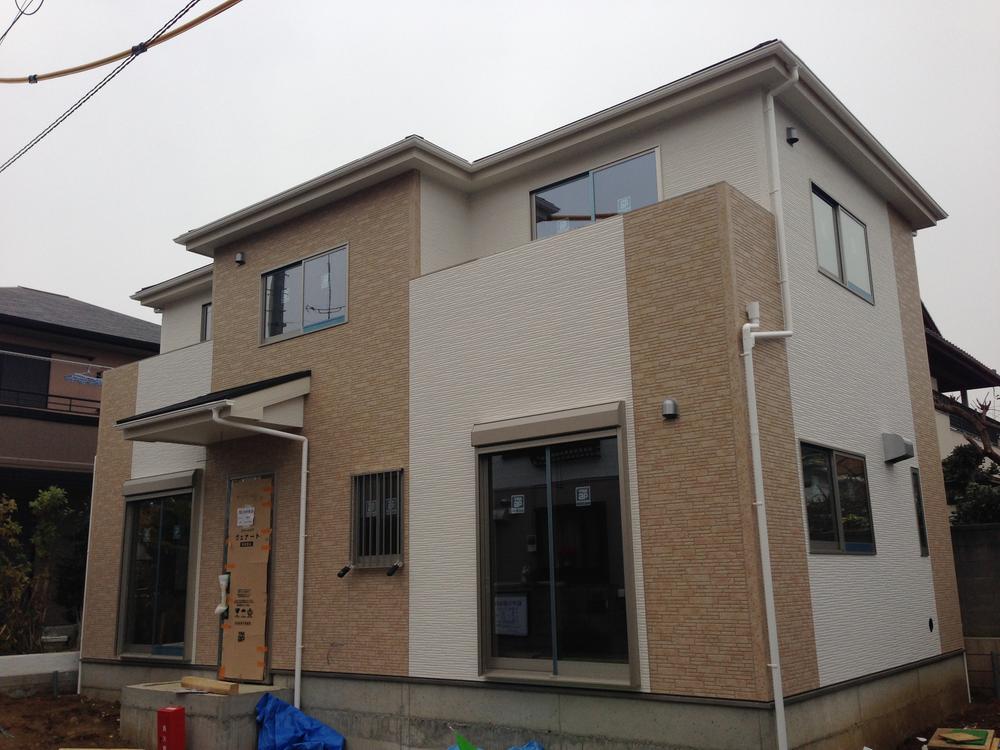 Floor plan. 35,800,000 yen, 4LDK, Land area 134.95 sq m , It was out of the building area 103.5 sq m scaffolding. You can also preview therefore do not hesitate please contact us