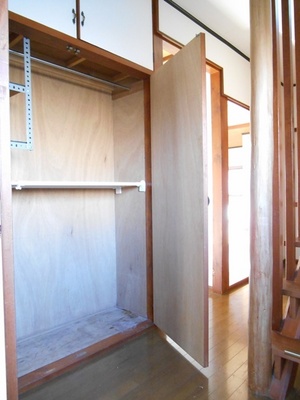 Receipt. Entrance storage