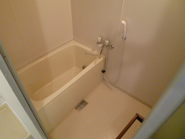 Bath. With reheating of Hassle