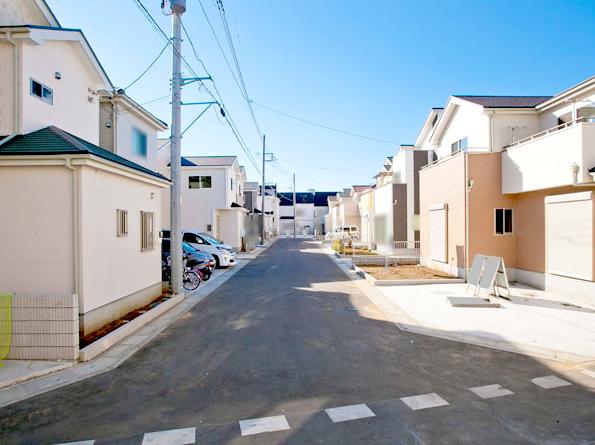 Local photos, including front road