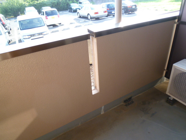 Balcony. Also dries may be widely your laundry balcony!