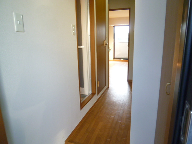 Other Equipment. It is is also Otsu place not that soon the room on the front door!