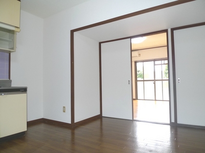 Living and room. It is 2DK of popularity of the distribution type