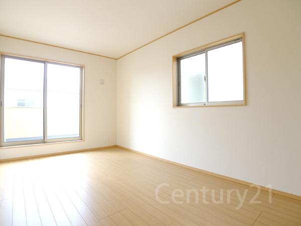 Non-living room. Indoor (September 2012) shooting 5 Building