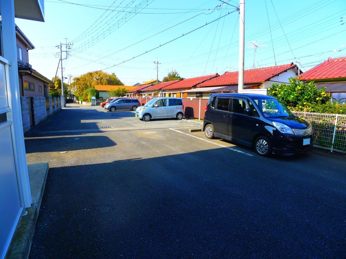 Parking lot. One Free