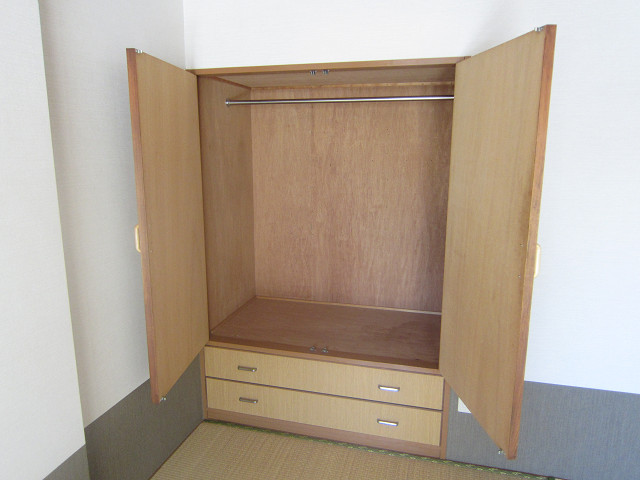 Receipt. Japanese-style storage