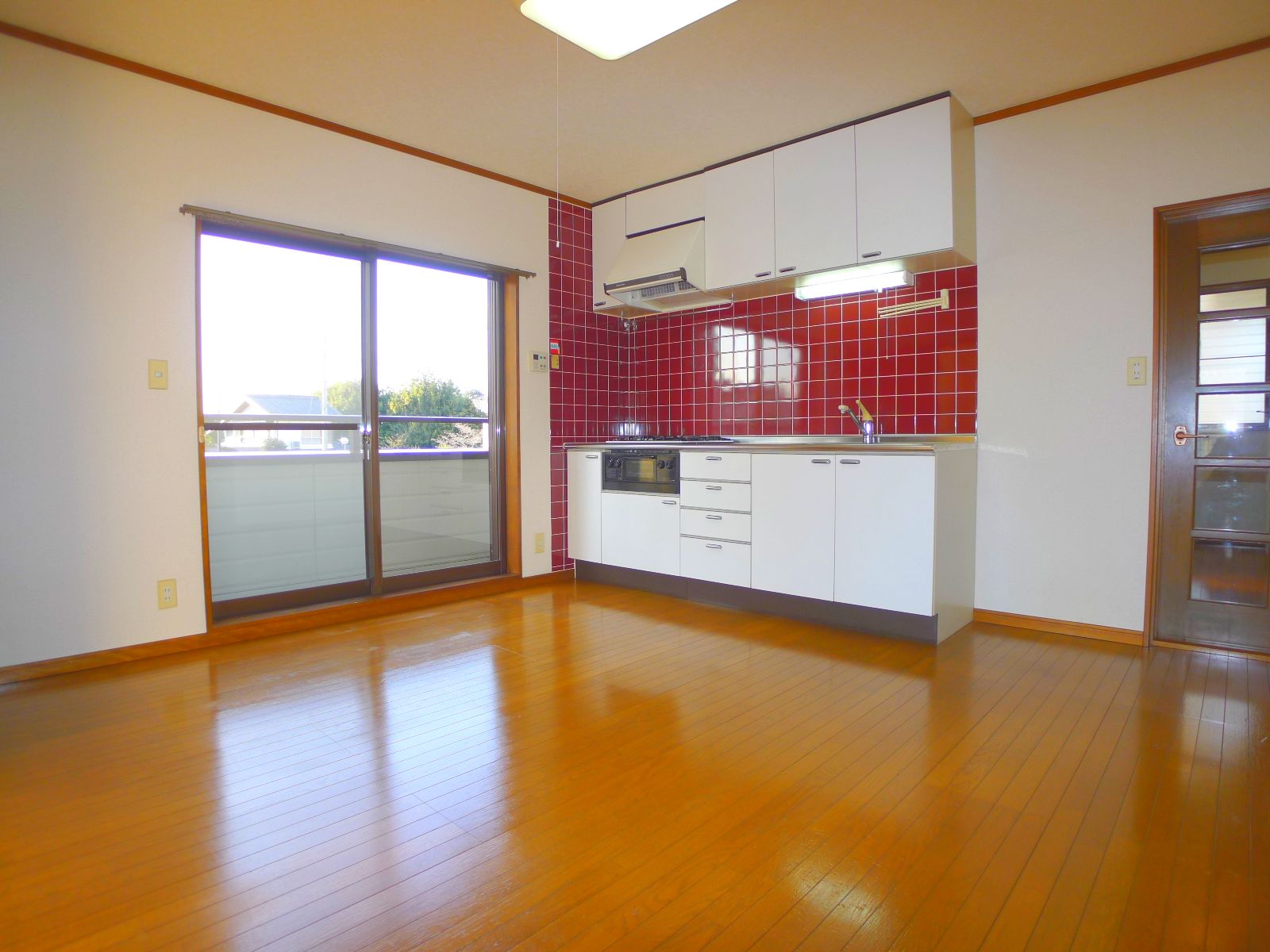 Living and room. LDK8.4 Pledge