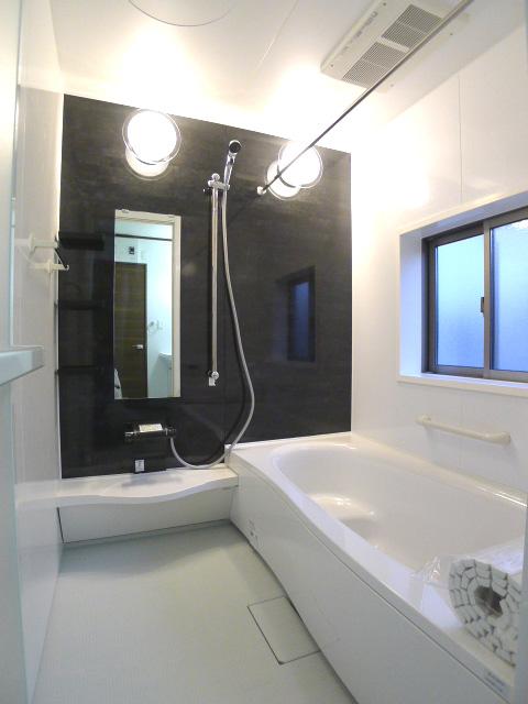 Same specifications photo (bathroom). Bathroom (complete construction cases)
