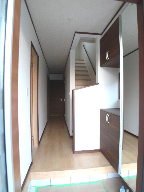 Same specifications photos (Other introspection). Entrance (complete construction cases)