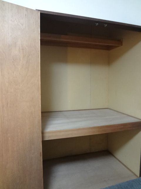 Receipt. There are storage depth 90cm