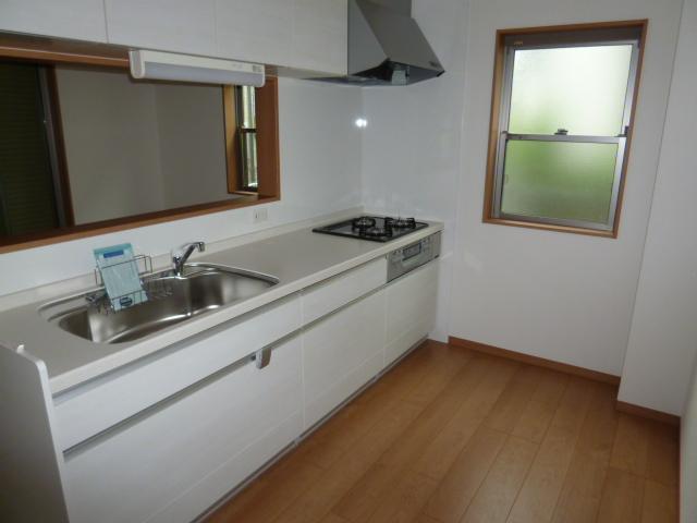 Kitchen. Same specifications