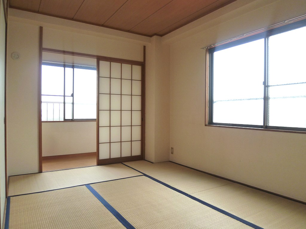 Other room space. Japanese style room