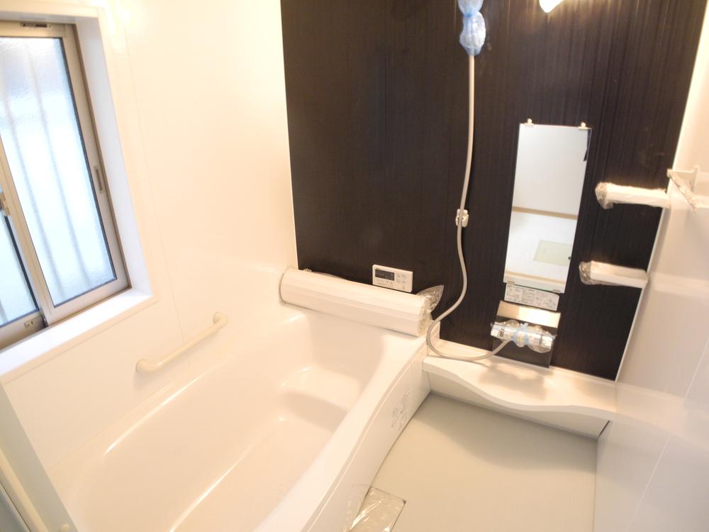 Bathroom. Indoor (11 May 2013) Shooting