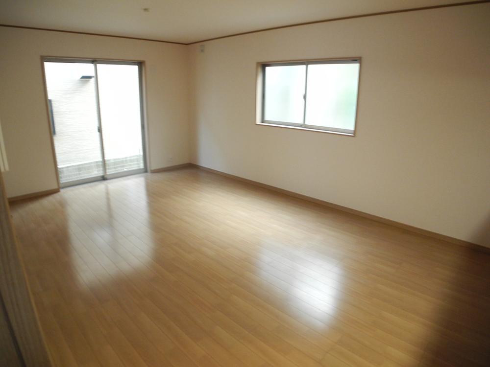 Non-living room. Indoor (11 May 2013) Shooting