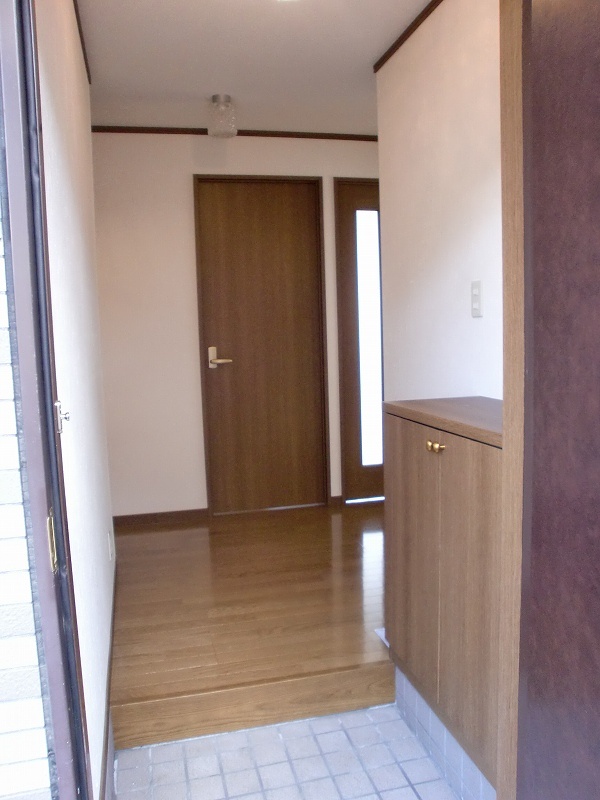 Entrance. Reference photograph