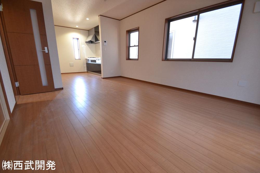 Living. Indoor (12 May 2013) Shooting