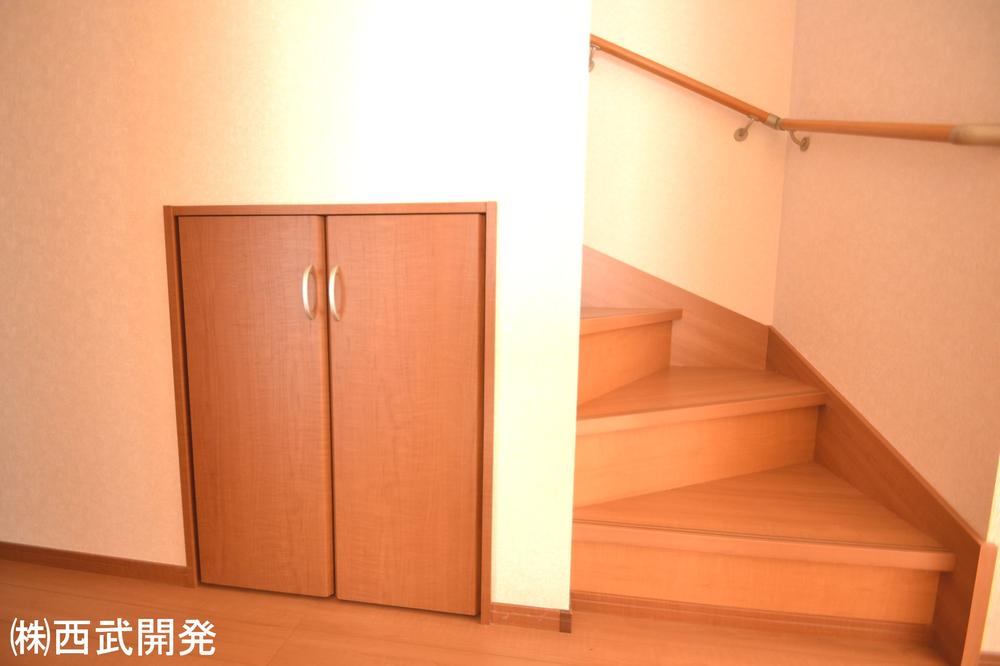 Receipt. Stairs under storage