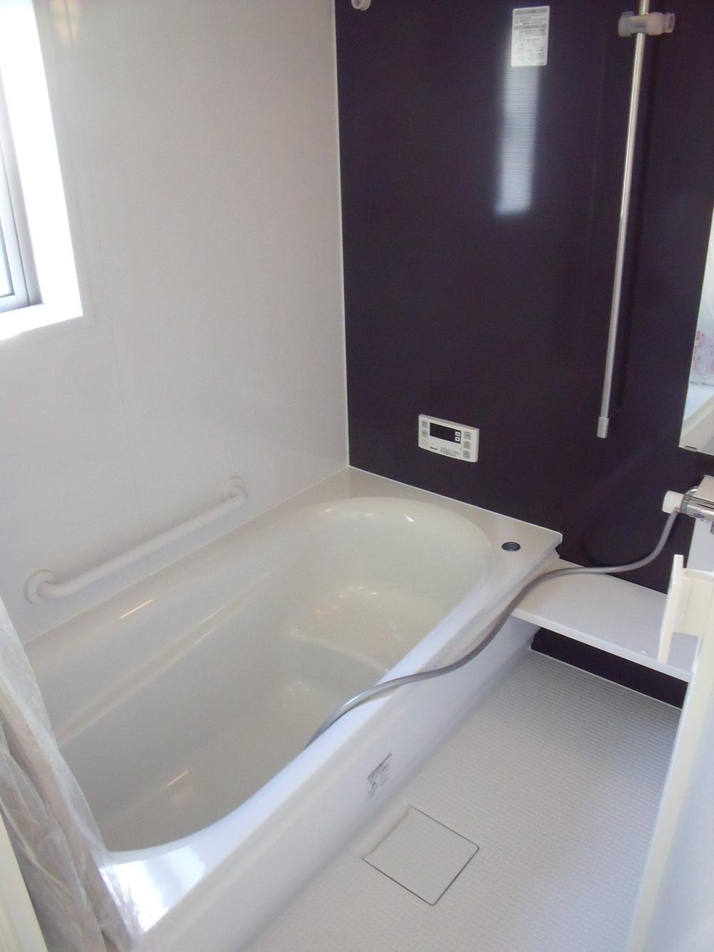 Bathroom. Indoor (11 May 2013) Shooting