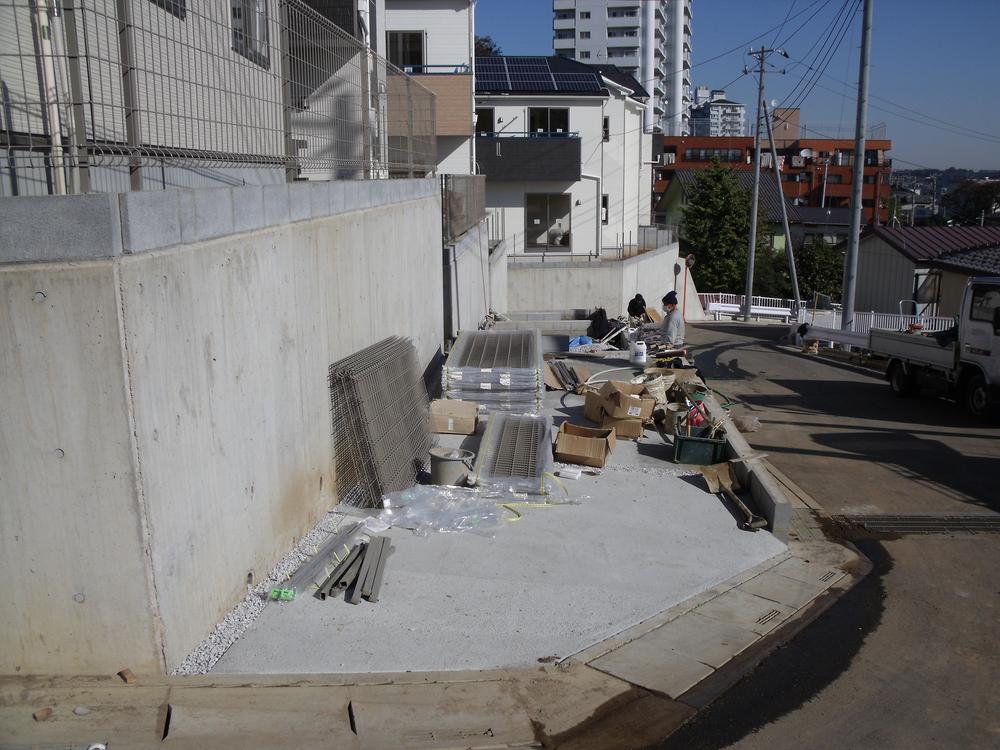 Parking lot. Local (11 May 2013) Shooting