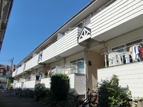 Building appearance. ◆ Sunny ◆