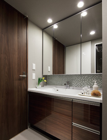 Bathing-wash room.  [bathroom] Produce a graceful everyday comfortable Powder Room.