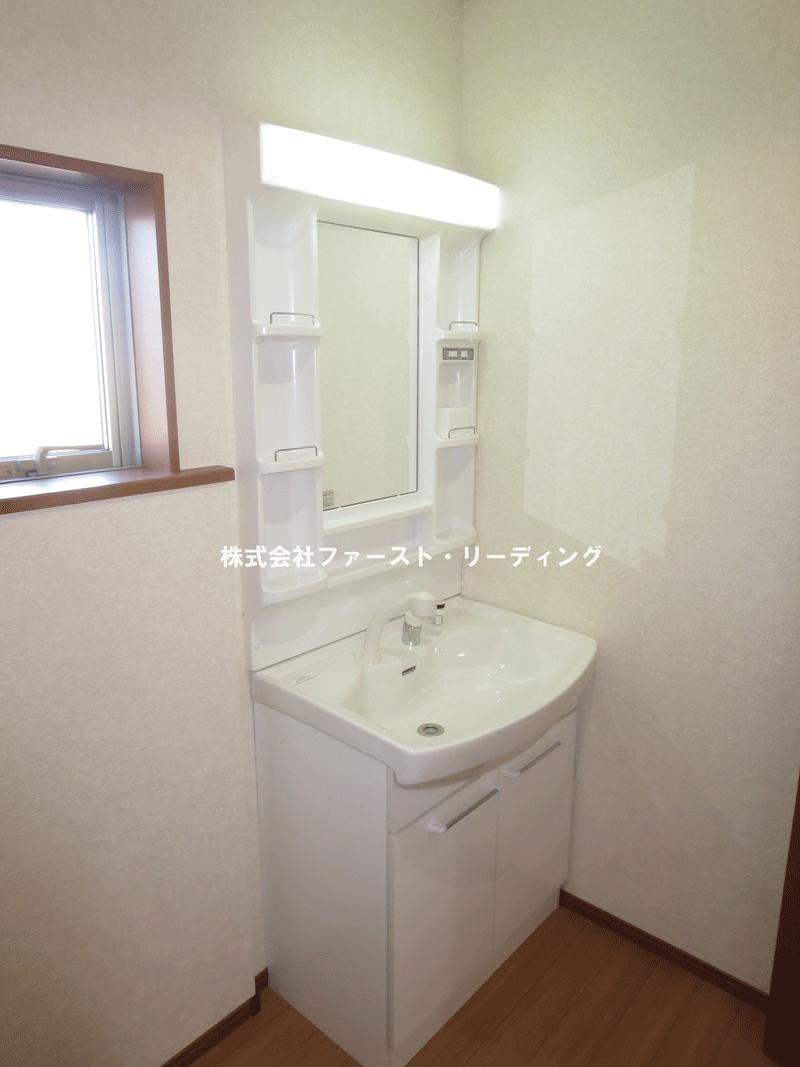 Wash basin, toilet. Because the shower dresser busy morning of dressing also smooth! (Same specification equipment)