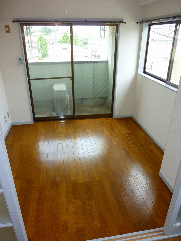 Living and room. Living