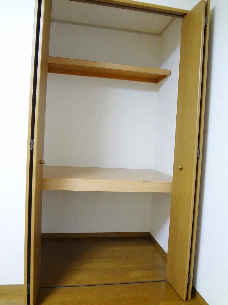 Receipt. Reference photograph