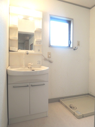 Other. ※ Photos are separate in Room