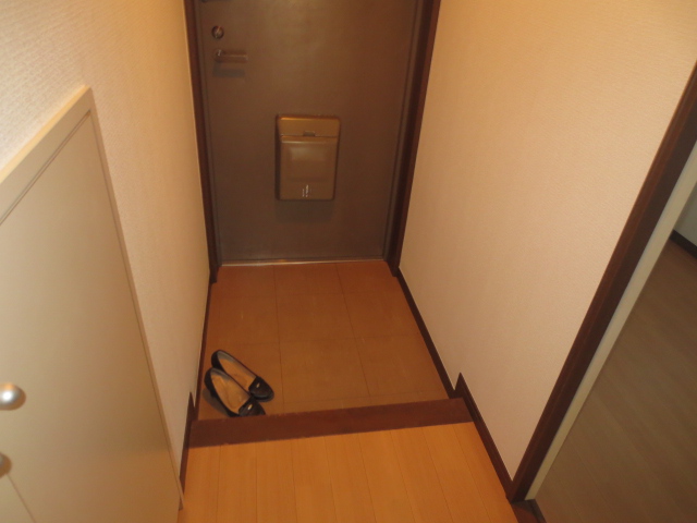 Entrance. Same property, Is another of the room.