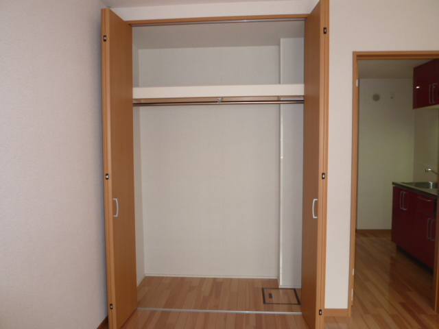 Receipt. Same property, Is another of the room.