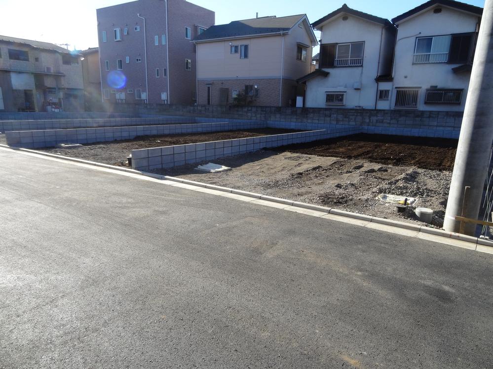 Local appearance photo. Local (11 May 2013) Shooting