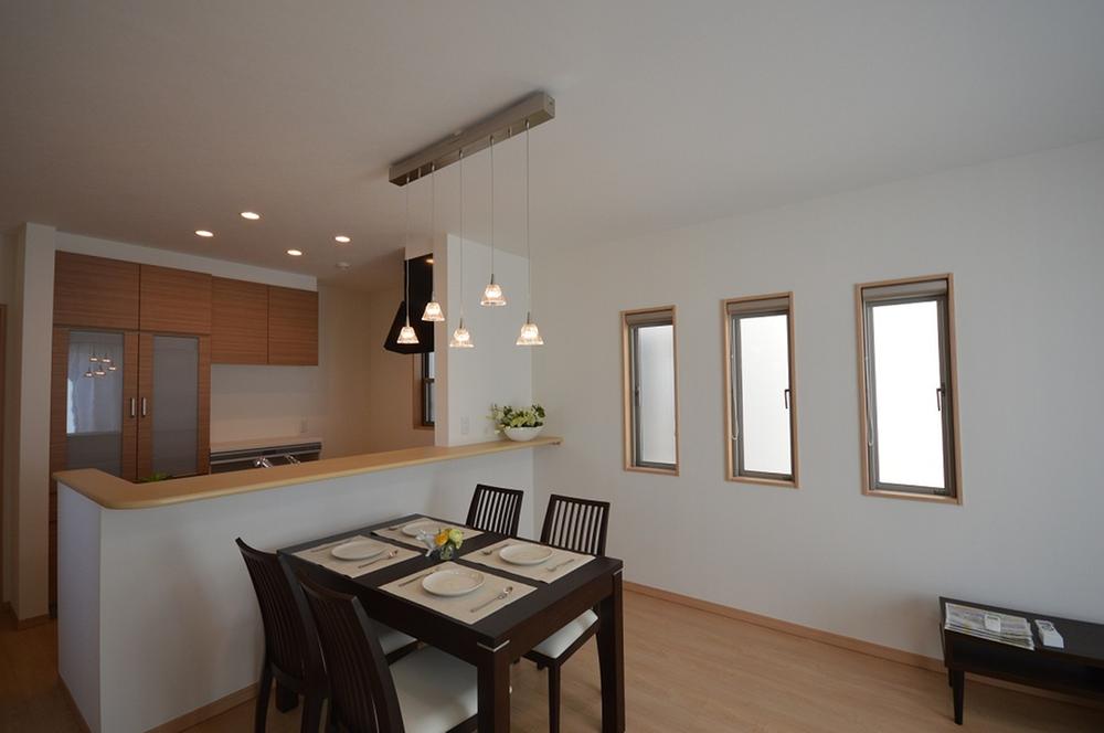 Living. Indoor (10 May 2013) Shooting